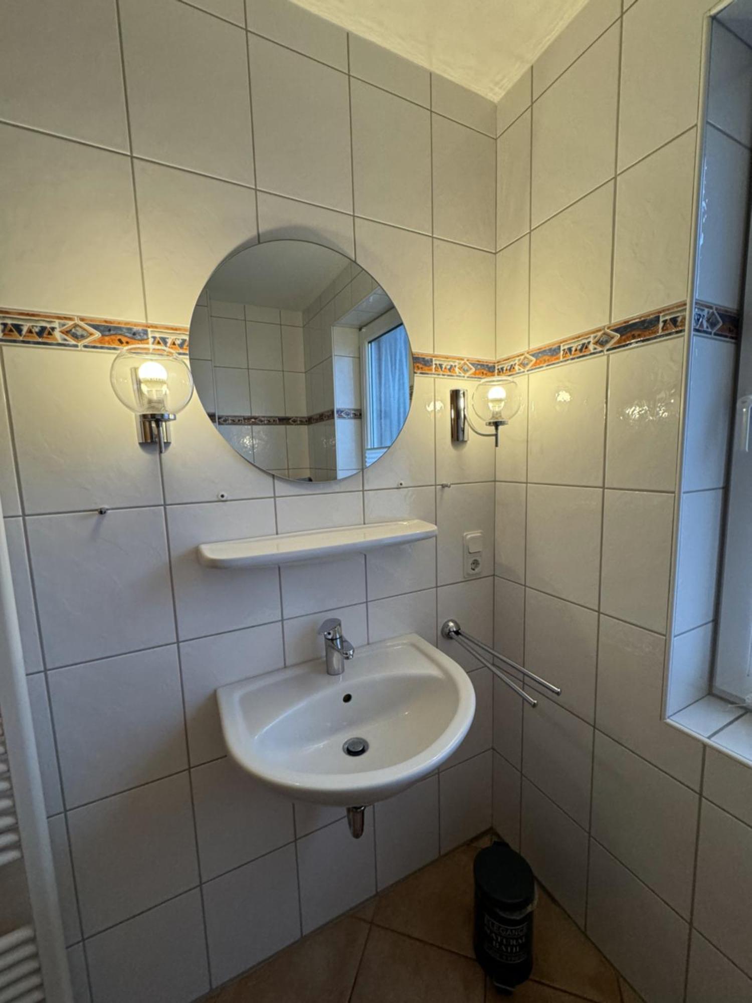 Ferienwohnung Roter Sand Езенс Екстериор снимка